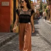 Blusa Corazón Bordado